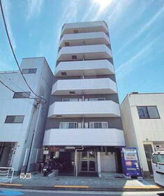 東京都江東区亀戸３ 8階建 築17年7ヶ月