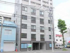 北海道札幌市中央区南五条東２ 5階建 築1年2ヶ月