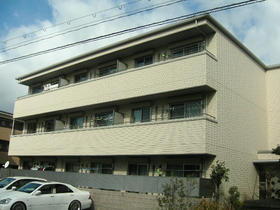 兵庫県神戸市西区王塚台３ 3階建 築18年9ヶ月