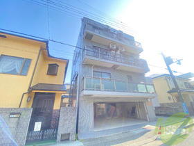 兵庫県神戸市垂水区星陵台２ 4階建