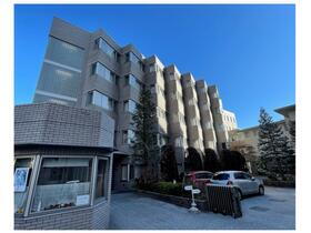 東京都新宿区南元町 賃貸マンション