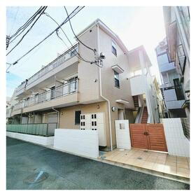 神奈川県藤沢市鵠沼海岸２ 3階建
