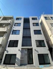 東京都新宿区早稲田鶴巻町 地上4階地下1階建 築4年8ヶ月