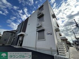 東京都三鷹市上連雀６ 3階建 