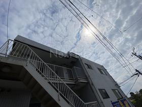 神奈川県横浜市南区清水ケ丘 3階建 築32年10ヶ月