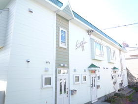 北海道札幌市中央区南十七条西１３ テラスハウス
