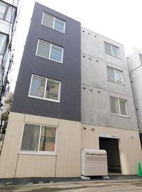 北海道札幌市中央区北六条西２６ 4階建 築6年4ヶ月