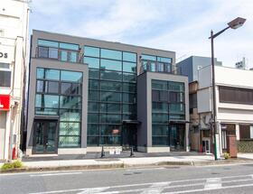 ａｎｄ　ＳＥＡ 3階建