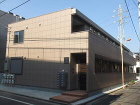 東京都足立区中川４ 2階建 築11年8ヶ月