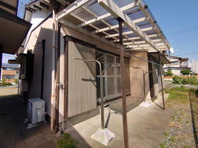 静岡県浜松市中央区有玉北町 1階建 築42年5ヶ月