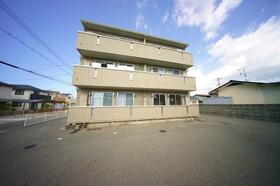 山口県下関市綾羅木本町９ 築18年4ヶ月 3階建