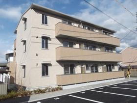 長野県松本市筑摩３ 3階建 築6年7ヶ月
