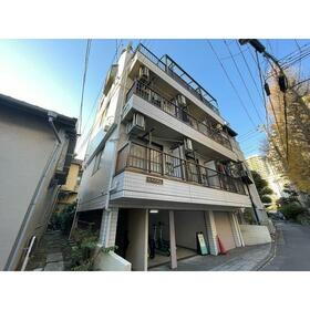 東京都新宿区西早稲田１ 4階建 築37年3ヶ月