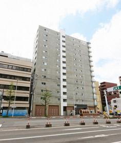 北海道札幌市中央区南一条東３ 13階建 築17年4ヶ月