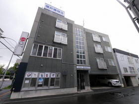 北海道札幌市中央区北五条西２６ 4階建 築28年9ヶ月