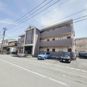 熊本県熊本市中央区出水４ 3階建 築26年9ヶ月