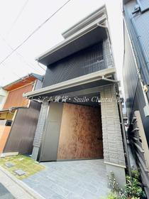 京都府京都市東山区弓矢町 築1年11ヶ月 4階建