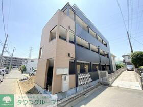 埼玉県川越市岸町３ 3階建 