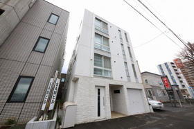 北海道札幌市中央区南十六条西１５ 4階建 築9年3ヶ月