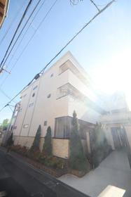 大阪府大阪市淀川区加島４ 3階建 築8年11ヶ月