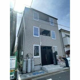 東京都練馬区豊玉南１ 3階建 