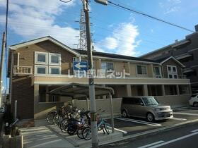 大阪府堺市堺区旭ヶ丘中町２ 2階建 築13年9ヶ月