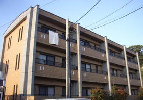 愛知県名古屋市緑区鳴海町字諸ノ木 3階建 築19年6ヶ月