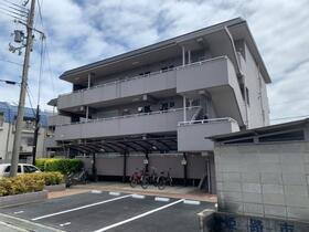 兵庫県姫路市網干区和久 3階建