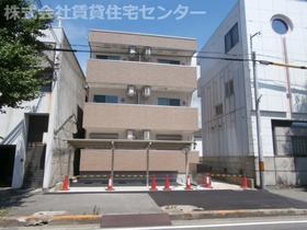 和歌山県和歌山市本町６ 3階建 築4年11ヶ月