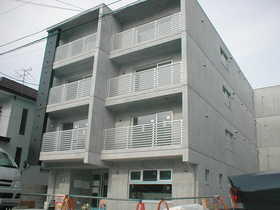 北海道札幌市中央区宮の森三条５ 4階建 築17年4ヶ月