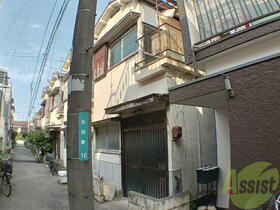 兵庫県明石市別所町 2階建