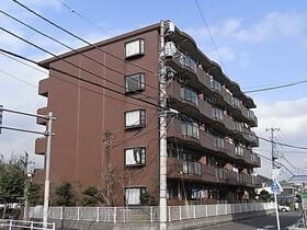 東京都青梅市師岡町３ 賃貸マンション