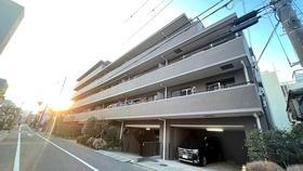 東京都目黒区目黒本町２ 5階建 築28年4ヶ月