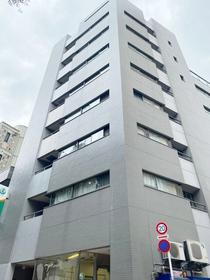 早稲田ノースウエストビルディング 8階建