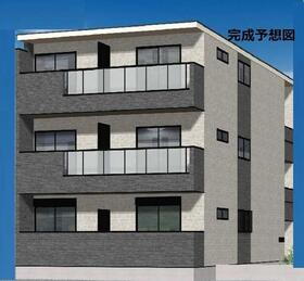 神奈川県横浜市港北区綱島西３ 3階建 