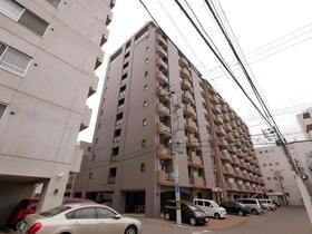 サンシャイン・シティー弐番館 11階建
