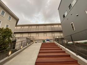 神奈川県横浜市青葉区青葉台２ 2階建 築4年