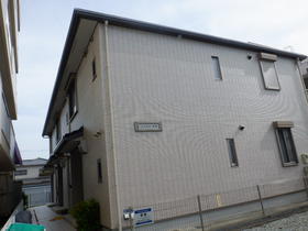 兵庫県宝塚市小林３ 2階建 築9年4ヶ月