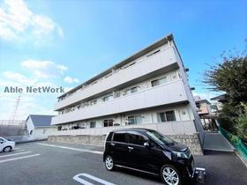 熊本県合志市須屋 3階建 築15年1ヶ月