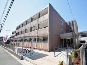 大阪府池田市神田４ 3階建