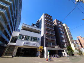 北海道札幌市北区北十七条西４ 8階建 築34年