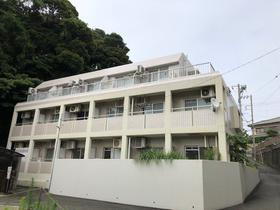 クリオ横須賀壱番館 3階建