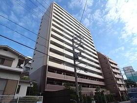 兵庫県宝塚市栄町３ 15階建 築16年3ヶ月
