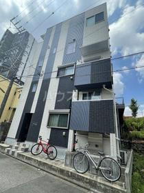 愛知県名古屋市西区枇杷島２ 3階建