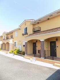 レジデンスイナリ