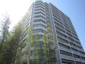 東京都港区南麻布２ 14階建 築10年9ヶ月
