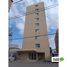 北海道札幌市西区宮の沢一条３ 10階建