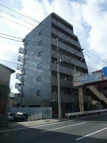 東京都目黒区柿の木坂３ 8階建 築21年10ヶ月