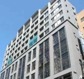 東京都新宿区左門町 地上11階地下1階建 築20年2ヶ月