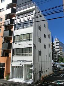 東京都中央区日本橋小伝馬町 5階建 築64年1ヶ月